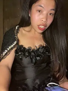 Snapshot of lux-su chatting on 23, 4, 2026 lux-su online show from 23, 4, 2026