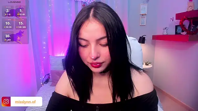 Missslynnn online show from 19, 12, 2025