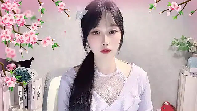 Pinkgirl520 online show from 13, 4, 2026