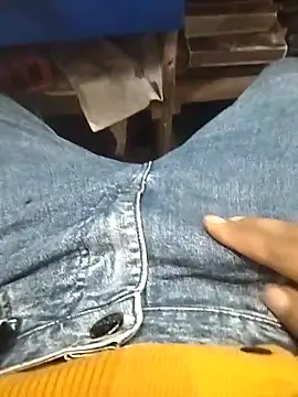 Snapshot of mohit08desi chatting on 20, 12, 2025 mohit08desi online show from 20, 12, 2025