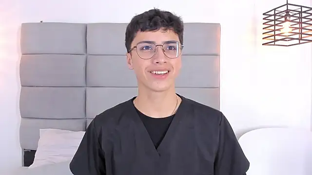 Snapshot of JoshClaarktt chatting on 5, 2, 2026 JoshClaarktt online show from 5, 2, 2026