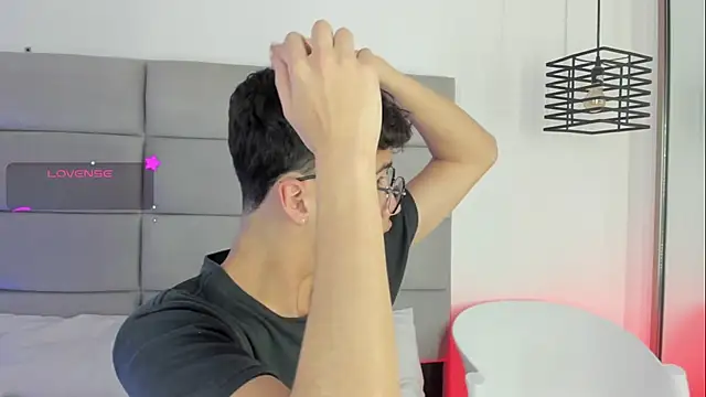 JoshClaarktt online show from 2, 4, 2026