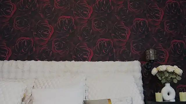 Leena C online show from 19, 5, 2026
