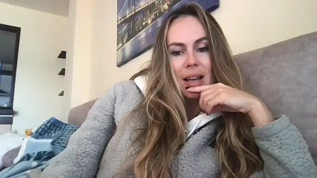 Snapshot of LeMilf chatting on 17, 3, 2026 LeMilf online show from 17, 3, 2026