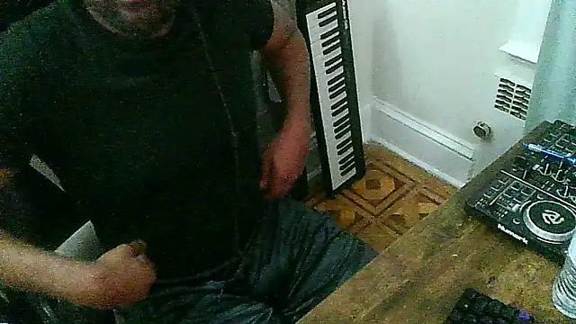 MrUnintentional online show from 11, 1, 2026