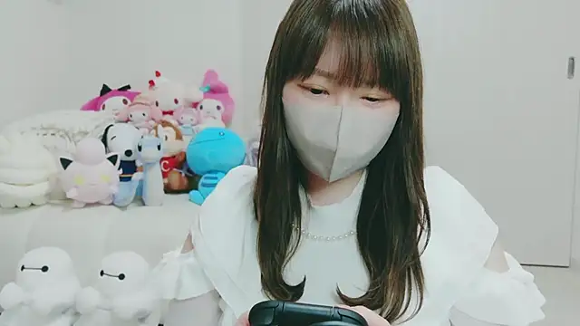 yuyuchan   online show from 8, 4, 2026