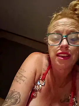 Snapshot of gailbee12 chatting on 3, 7, 2026 gailbee12 online show from 3, 7, 2026