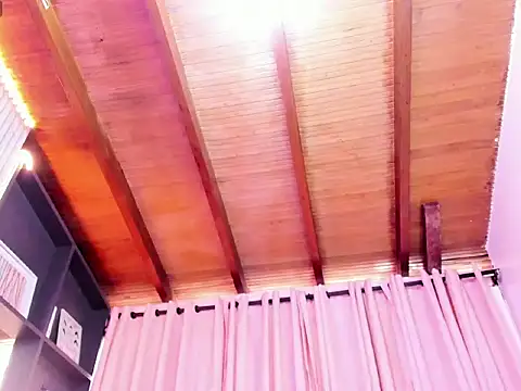 Kittymoretti online show from 28, 3, 2026