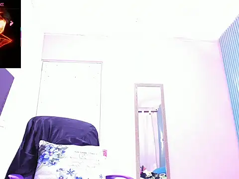 Kittymoretti online show from 23, 12, 2025