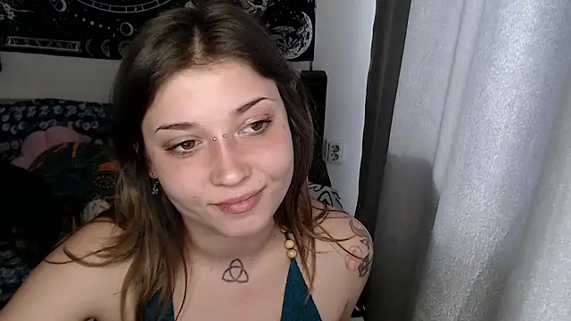 AlienforTwenty online show from 22, 4, 2026