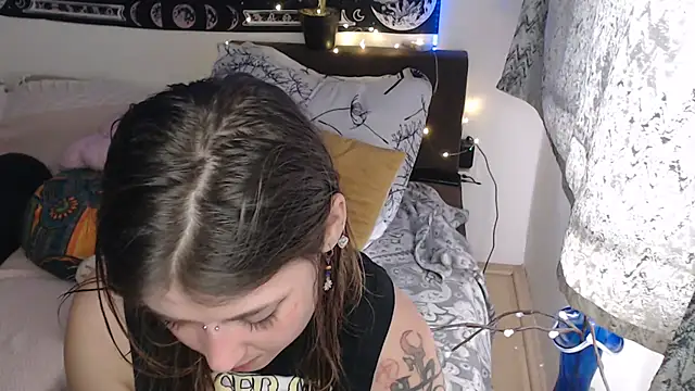 AlienforTwenty online show from 25, 3, 2026