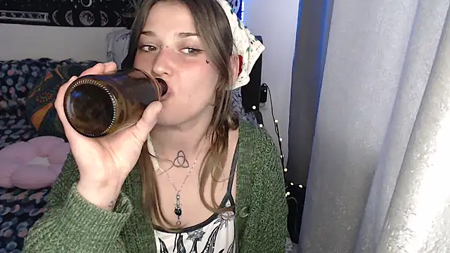 AlienforTwenty online show from 14, 4, 2026