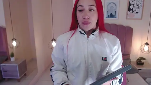 Snapshot of Celestee15_ chatting on 17, 12, 2025 Celestee15 online show from 17, 12, 2025