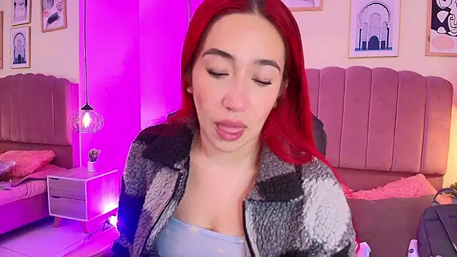 Celestee15  online show from 3, 3, 2026