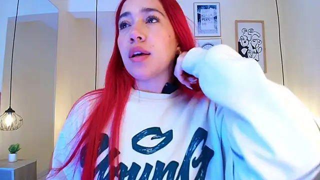 Celestee15  online show from 15, 5, 2026