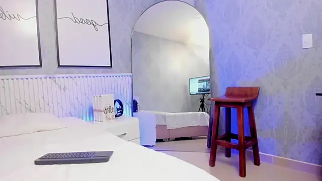 goodgirl22   online show from 12, 6, 2026
