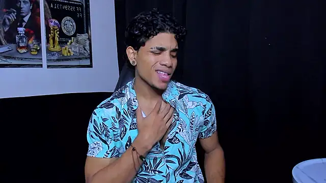 Snapshot of Dustyn_Michelle1 chatting on 2, 3, 2026 Dustyn Michelle1 online show from 2, 3, 2026