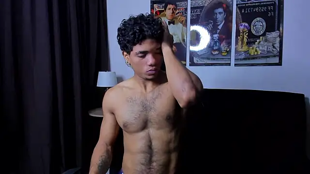 Snapshot of Dustyn_Michelle1 chatting on 2, 3, 2026 Dustyn Michelle1 online show from 2, 3, 2026