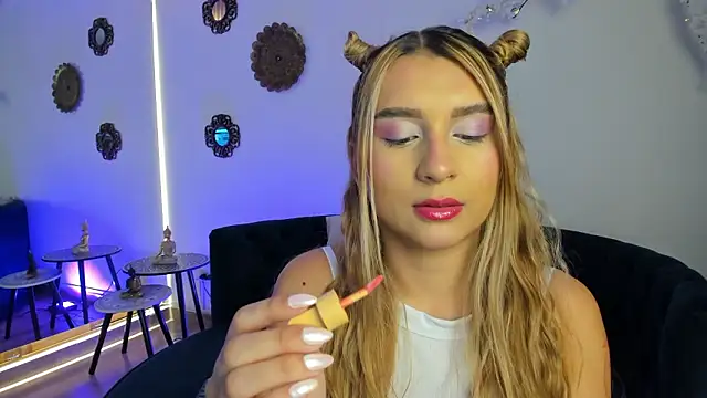 Morgan Lux online show from 15, 1, 2026