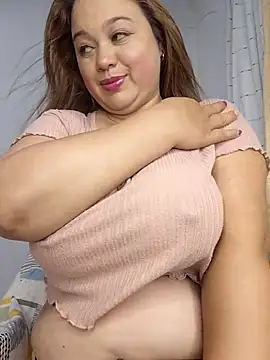 Snapshot of MMia_18 chatting on 8, 7, 2026 MMia 18 online show from 8, 7, 2026