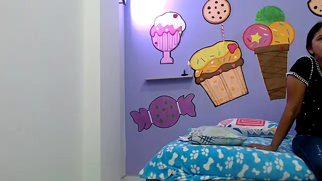 NOVAHOT98 online show from 14, 12, 2025