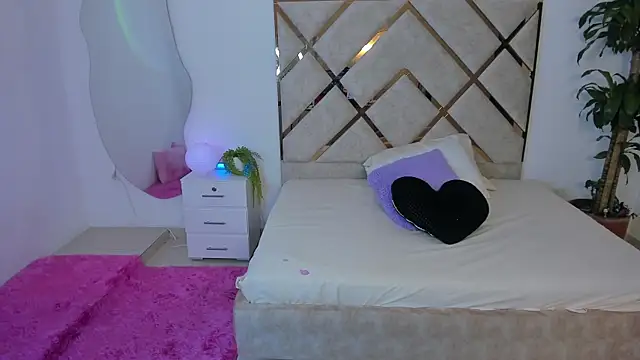 queenie staar online show from 9, 1, 2026