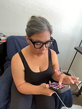 BettyWhispers online show from 15, 3, 2026