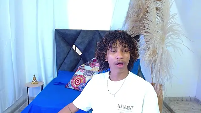 angelll18  online show from 2, 3, 2026