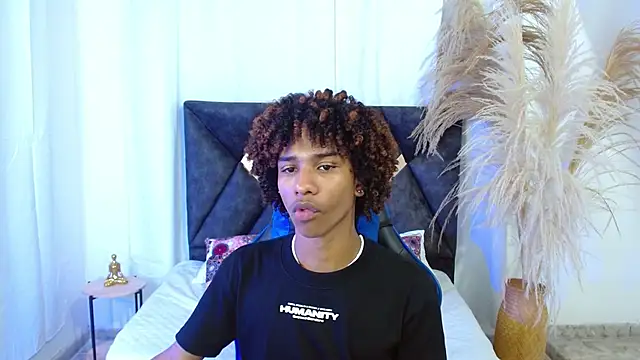 angelll18  online show from 5, 2, 2026