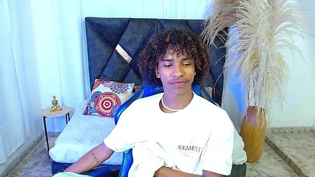 angelll18  online show from 20, 2, 2026