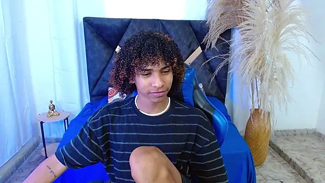 angelll18  online show from 7, 4, 2026