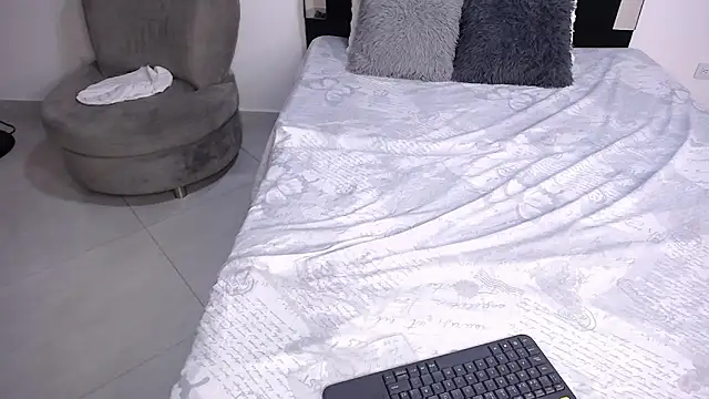 CataleyaRoselle online show from 20, 2, 2026