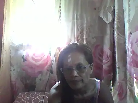 Petite elise online show from 27, 3, 2026