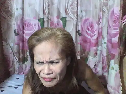 Petite elise online show from 8, 4, 2026