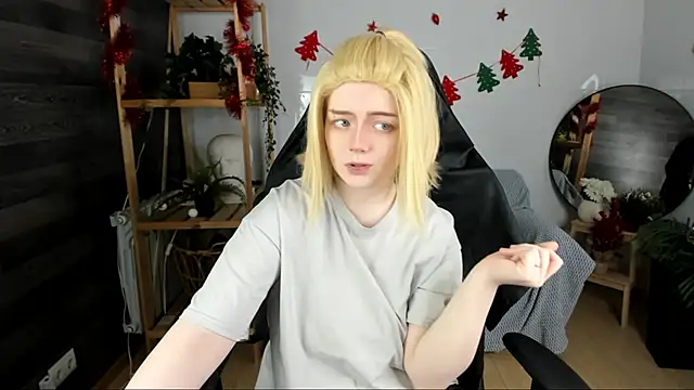 Snapshot of KellyKik chatting on 17, 12, 2025 KellyKik online show from 17, 12, 2025