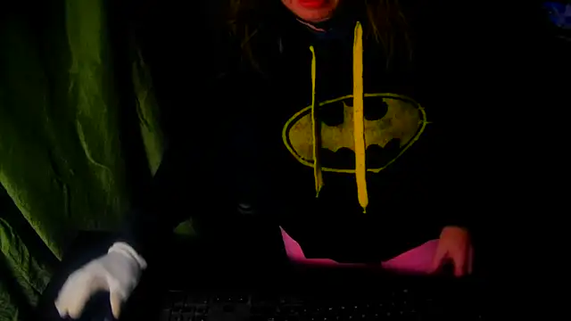 GoodGirlKelly online show from 9, 4, 2026