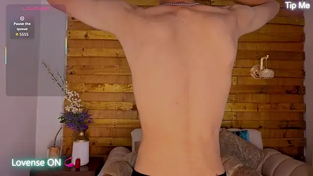 prettyboyy 13 online show from 6, 1, 2026