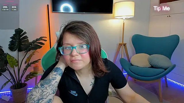 Ariell Mini online show from 4, 5, 2026