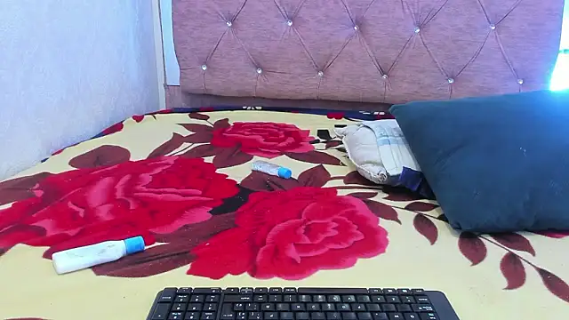 Jazmin040  online show from 18, 2, 2026