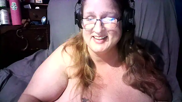 Snapshot of jade-belle chatting on 1, 7, 2026 jade-belle online show from 1, 7, 2026
