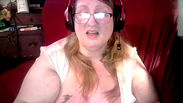 Snapshot of jade-belle chatting on 1, 2, 2026 jade-belle online show from 1, 2, 2026