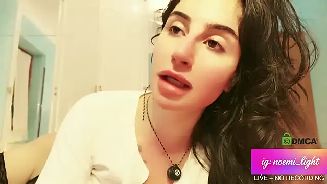 DeaAthena online show from 3, 4, 2026