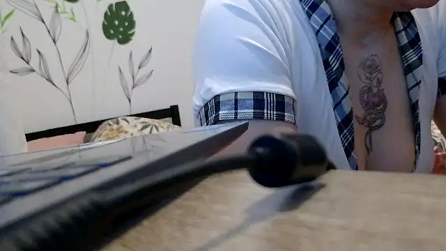 anngelle online show from 10, 3, 2026