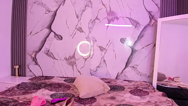 RoseStarkx online show from 13, 1, 2026