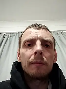 CrookedBunk3527 online show from 11, 1, 2026