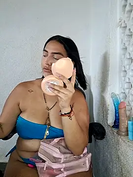 Mia em online show from 12, 3, 2026