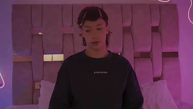 Snapshot of _SweetyAngel_ chatting on 13, 1, 2026 SweetyAngel online show from 13, 1, 2026