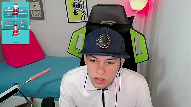 Snapshot of Luky_twink chatting on 21, 12, 2025 Luky twink online show from 21, 12, 2025