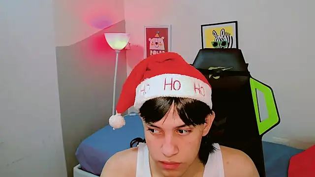 Snapshot of Luky_twink chatting on 19, 12, 2025 Luky twink online show from 19, 12, 2025