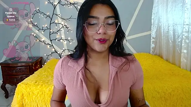 Snapshot of valkydoll2 chatting on 12, 1, 2026 valkydoll2 online show from 12, 1, 2026